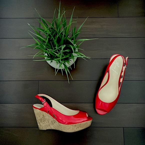 Red open toe espadrille cork wedge - Picture 3 of 9